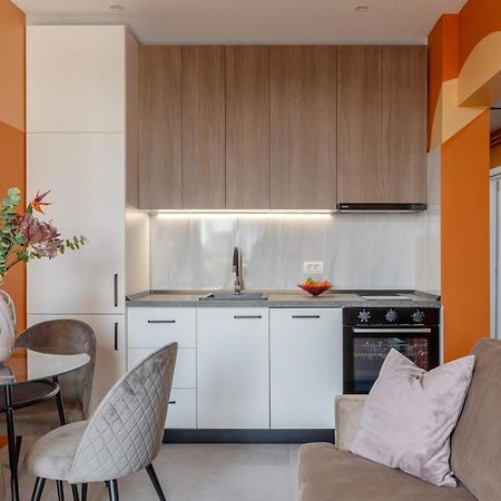 Apartmán Playful & Bright 1Br Near The Faculty Of Law Bukurešť Exteriér fotografie